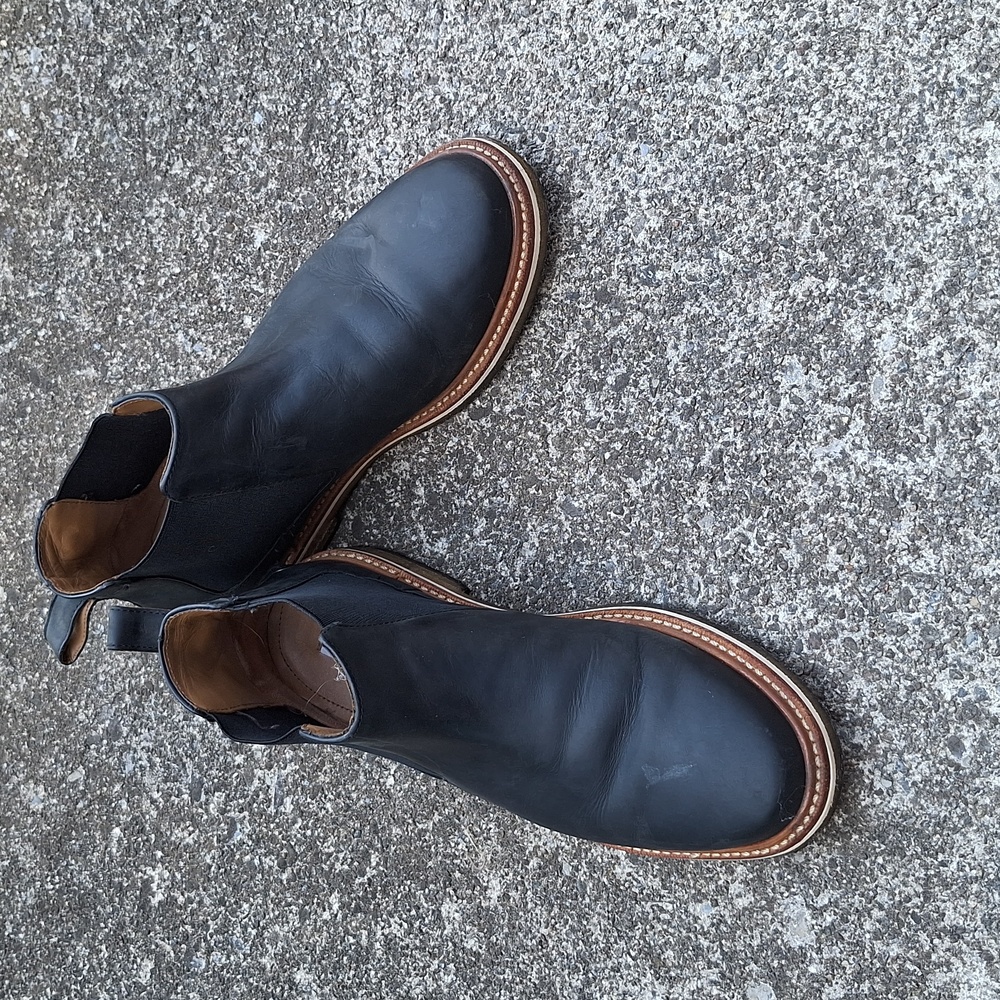 Tommy Bahama Men's Size 7D Black Leather Chelsea Boots - Picture 4 of 8